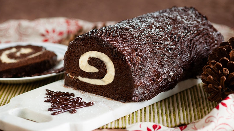 Easy Christmas Yule Log Cake