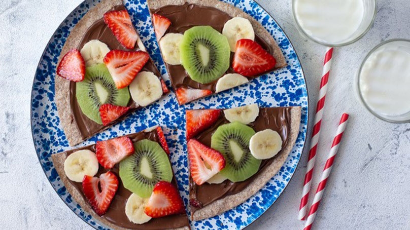 Chocolate-Hazelnut Fruit Pizza