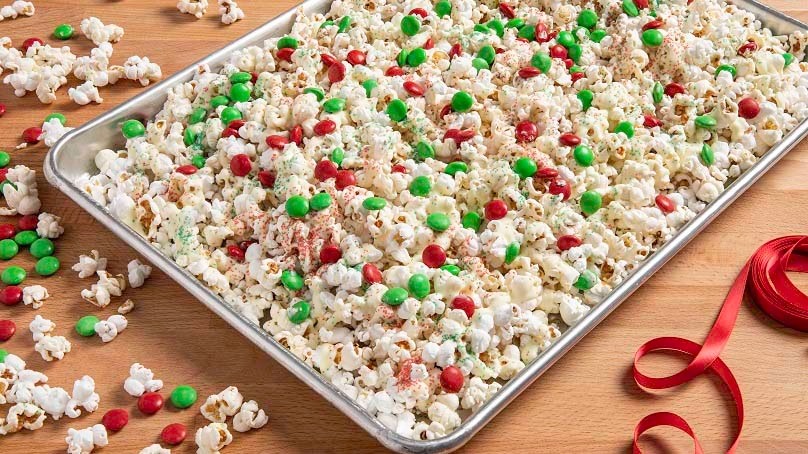 Christmas Crunch Popcorn