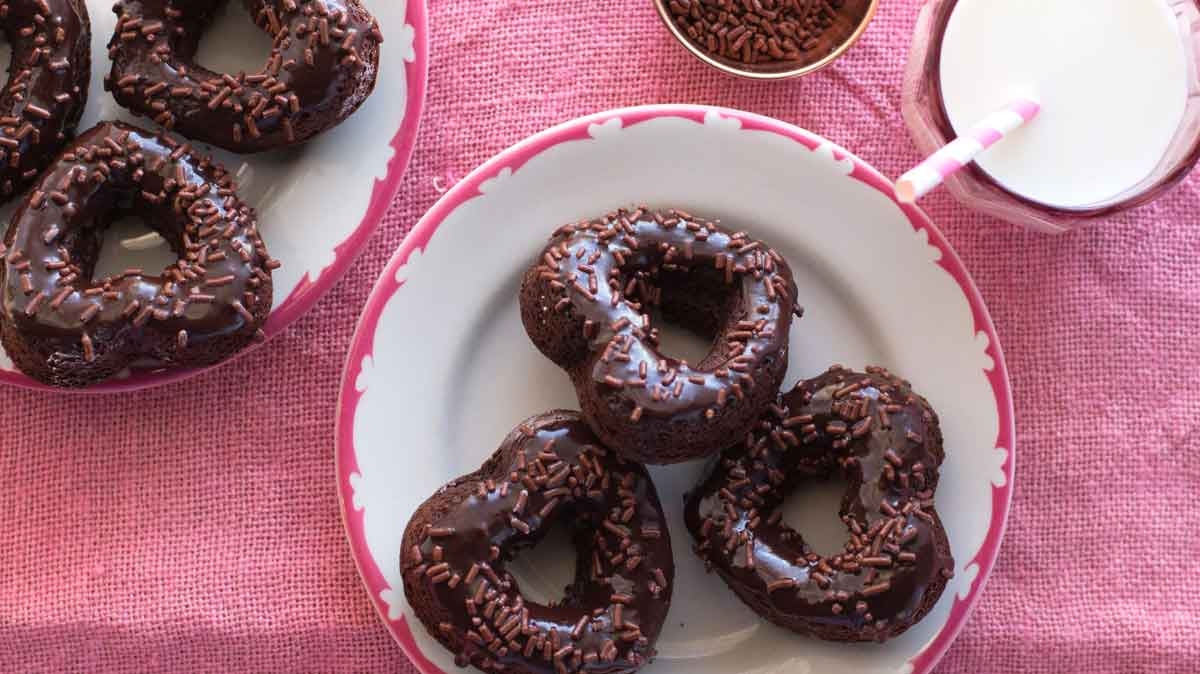 Double Chocolate Doughnut Hearts