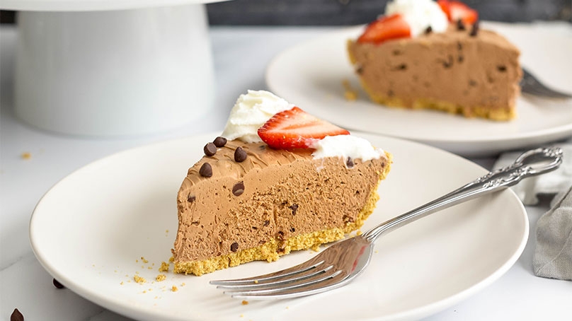 Easy No Bake Chocolate Cheesecake