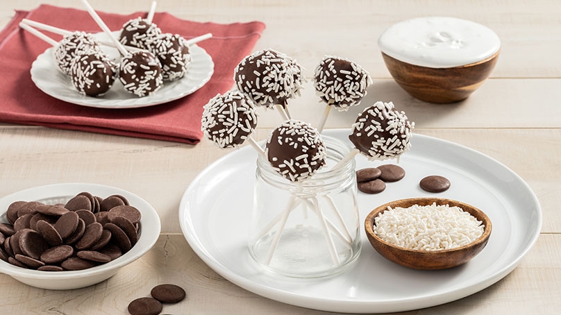 Hot Chocolate Cake Pops