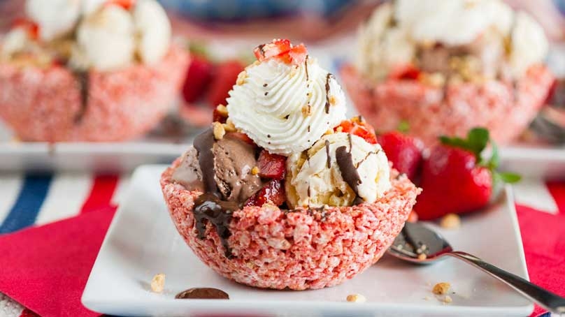 Ice Cream Sundae in Rice Krispies Bowls