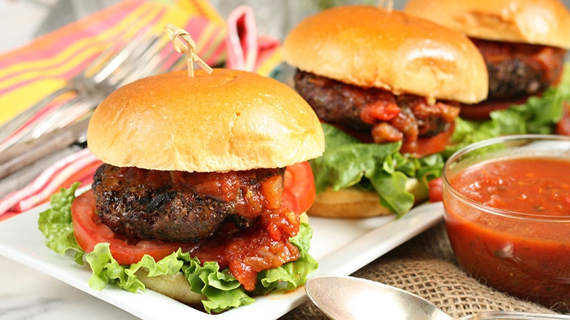 Juicy Salsa Burgers