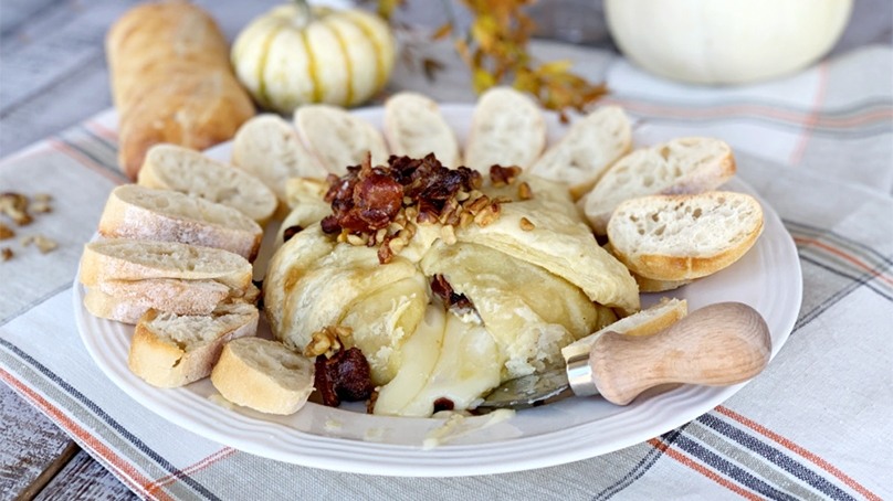 Holiday Recipe for Maple Bacon Brie | Recipes | Food Lion