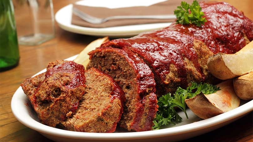 Meatloaf with Crackers & Ketchup