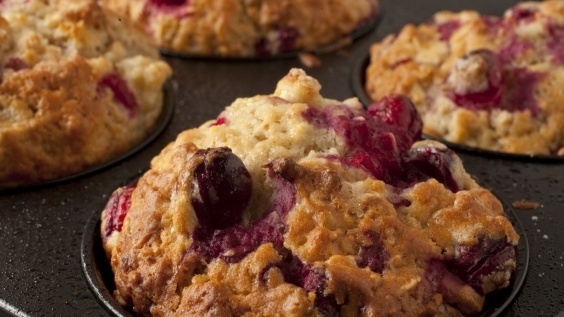 Cran-Banana Oat Breakfast Muffins