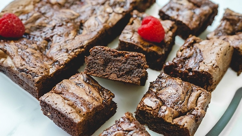 Chocolate Brownies with Raspberries