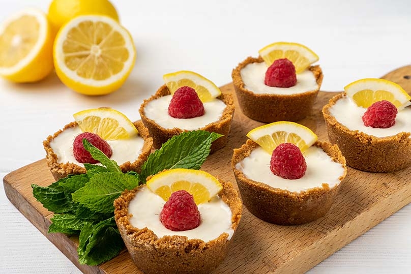 No Bake Lemon Tarts